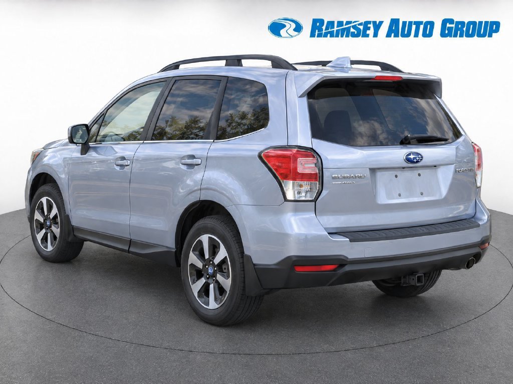 Used 2018 Subaru Forester 2.5i Limited AWD/4WD image 3