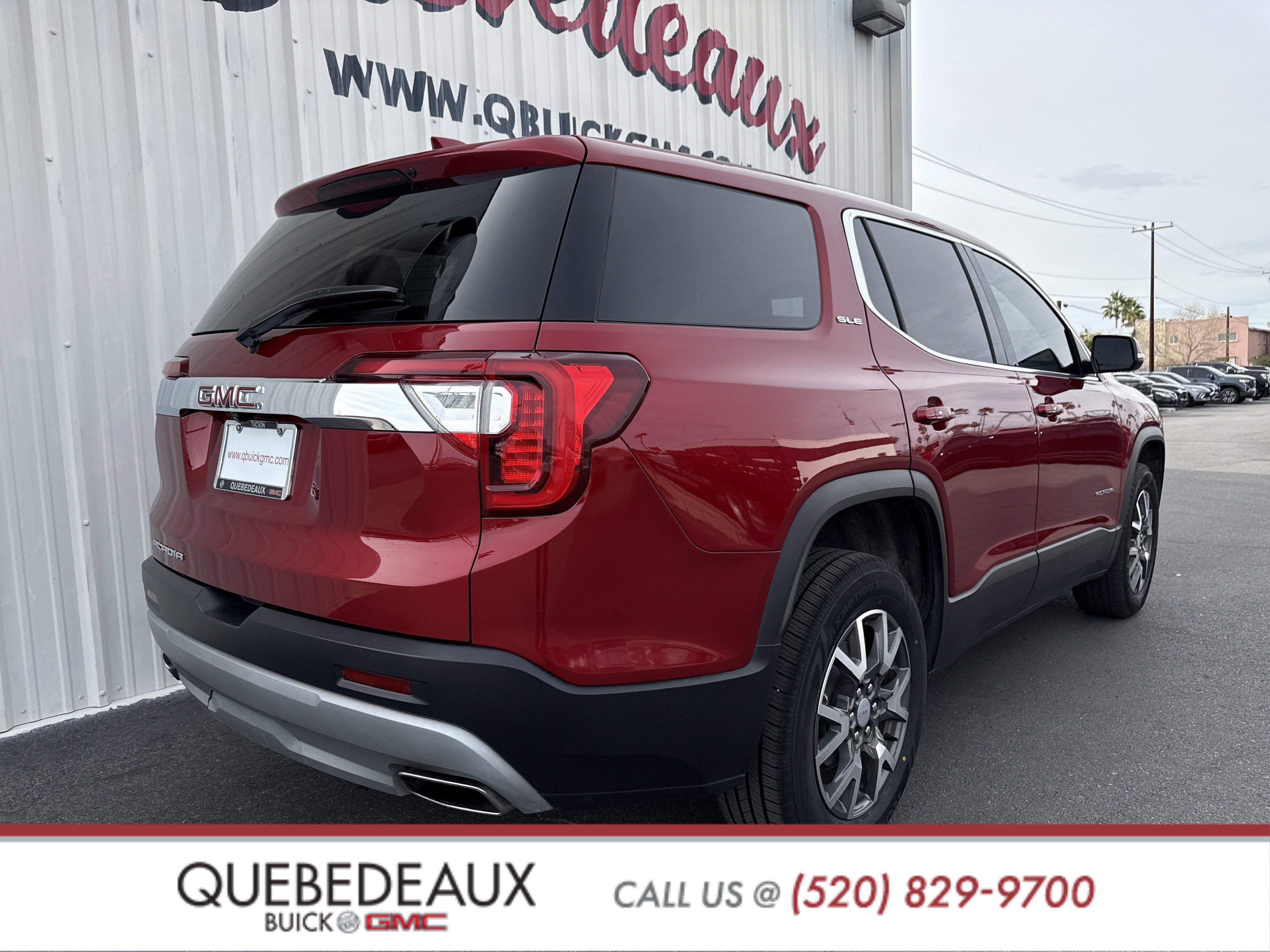 Used 2023 GMC Acadia SLE image 27