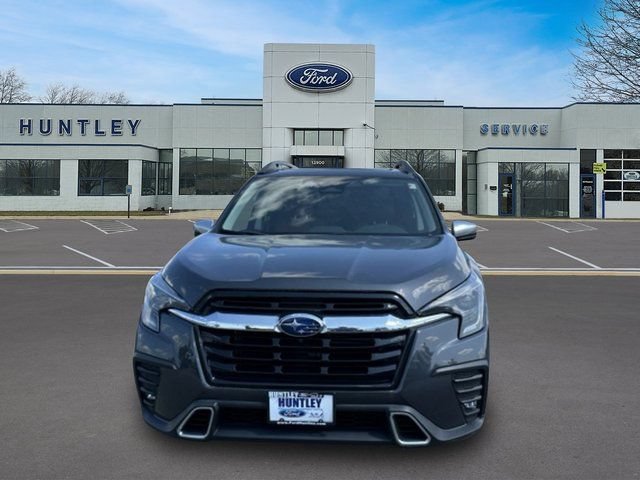 Used 2023 Subaru Ascent Touring AWD/4WD image 3