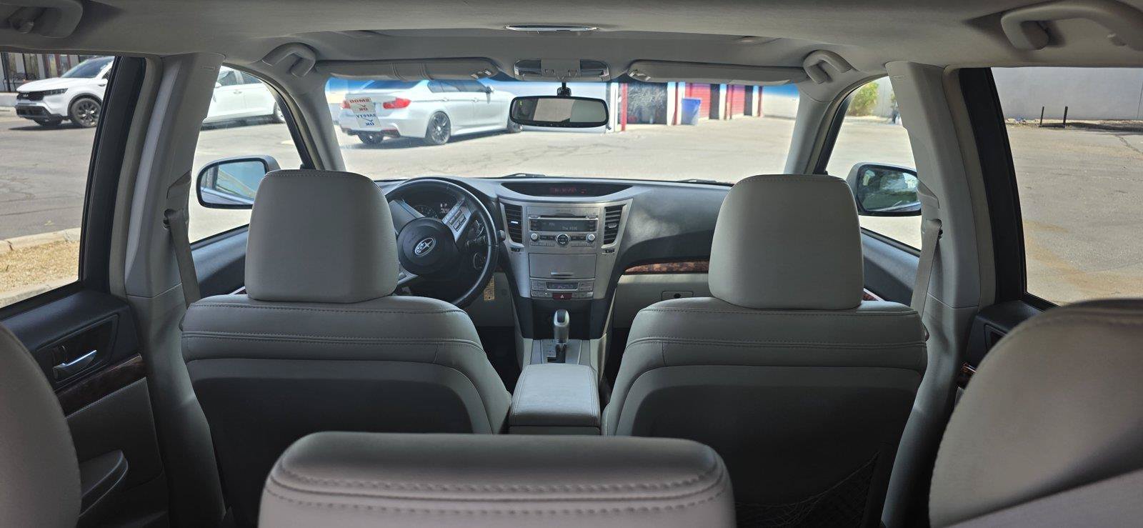 Used 2011 Subaru Outback 3.6R Limited w/ PWR Moonroof Pkg AWD/4WD image 11