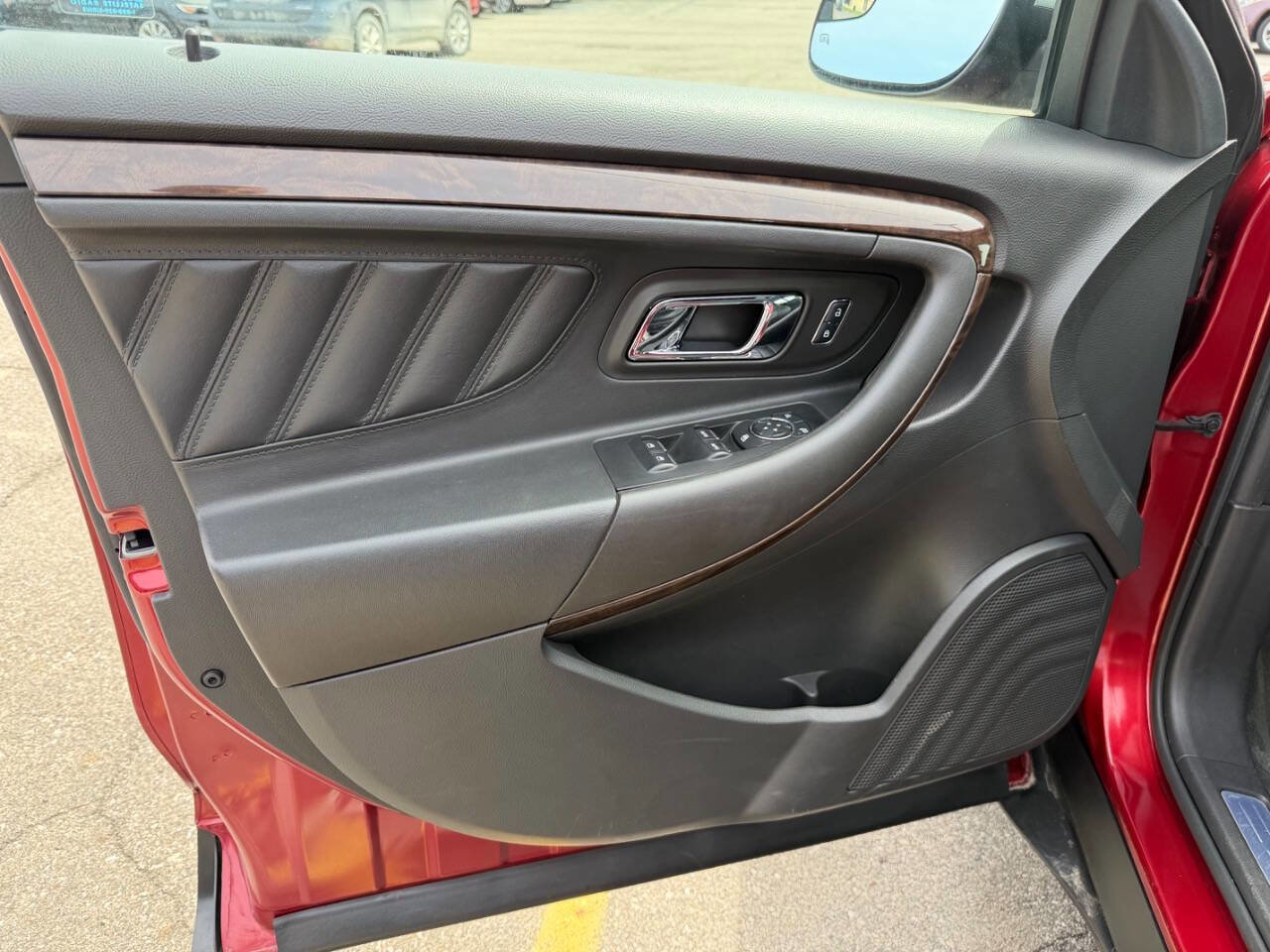 Used 2014 Ford Taurus Limited FWD image 10