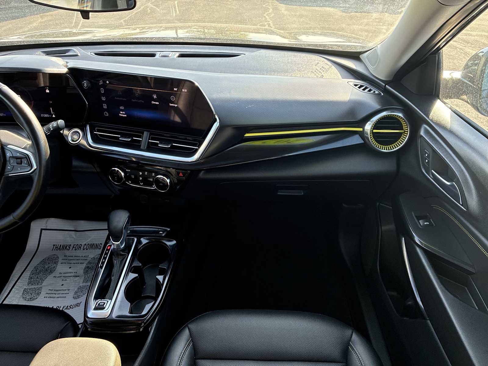 Used 2024 Chevrolet Trax ACTIV w/ Sunroof Package image 27