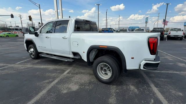 Used 2022 GMC Sierra 3500 Denali AWD/4WD image 6