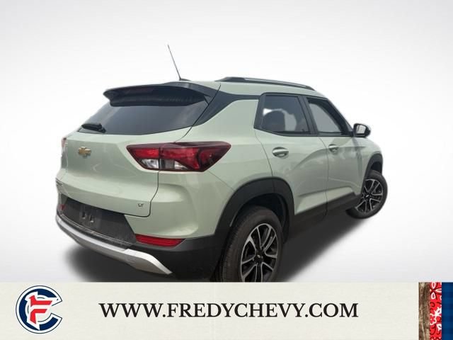 Used 2025 Chevrolet TrailBlazer LT AWD/4WD image 5