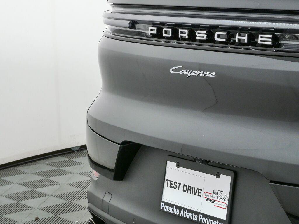 New 2026 Porsche Cayenne Coupe AWD/4WD image 38