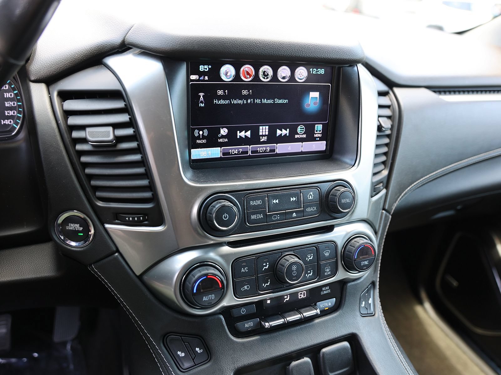 Used 2017 Chevrolet Tahoe LT AWD/4WD image 28