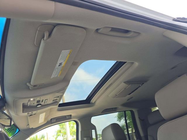 Used 2018 GMC Yukon XL SLT w/ Premium Edition image 14