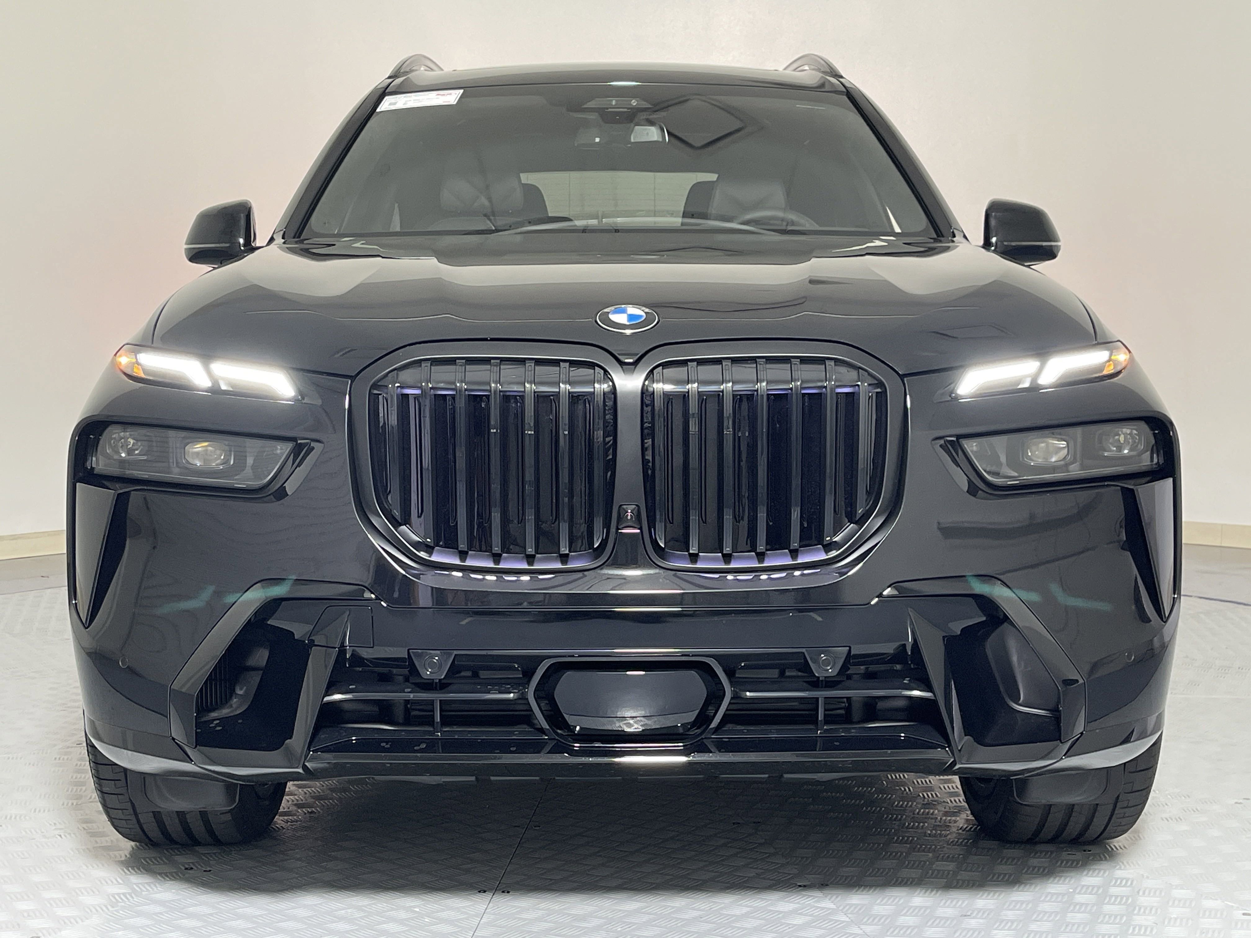 New 2026 BMW X7 xDrive40i w/ M Sport Package image 2