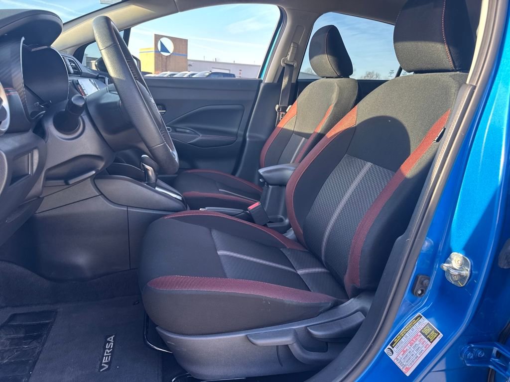 Used 2024 Nissan Versa SR w/ Trunk Package image 15