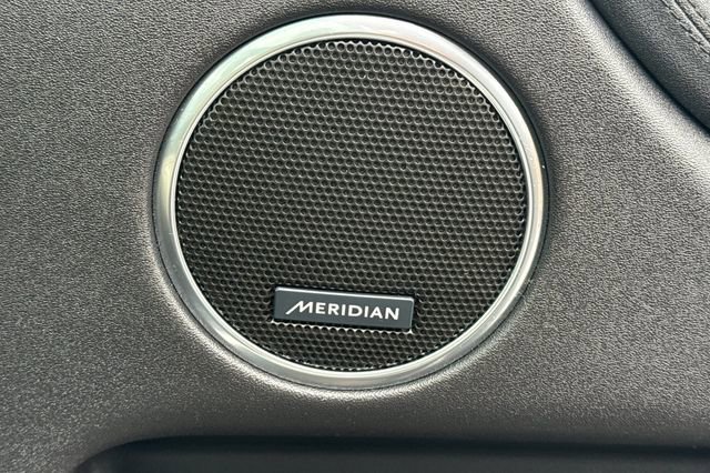 Used 2023 Land Rover Discovery Sport S image 21