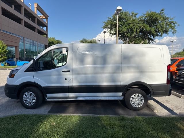 Used 2025 Ford Transit 250 Low Roof w/ Exterior Upgrade Package RWD image 4