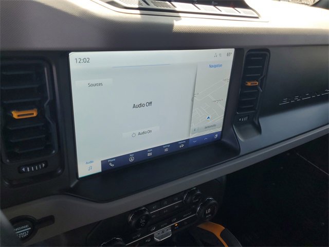 Used 2023 Ford Bronco Badlands image 18