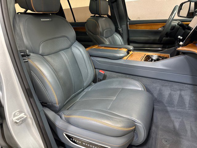 Used 2022 Jeep Grand Wagoneer Series II w/ Premium Group II image 70