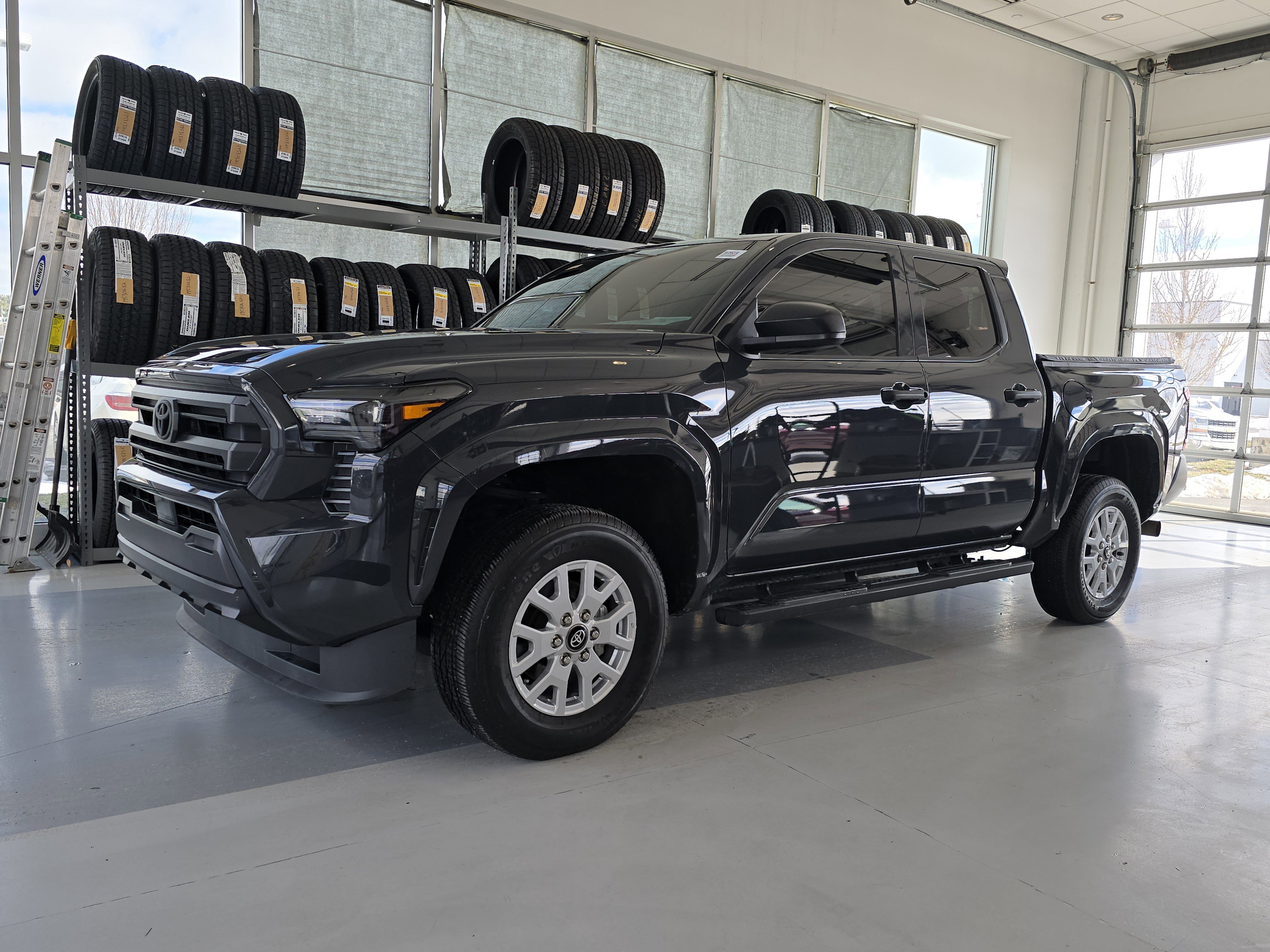 Used 2024 Toyota Tacoma TRD Sport image 4