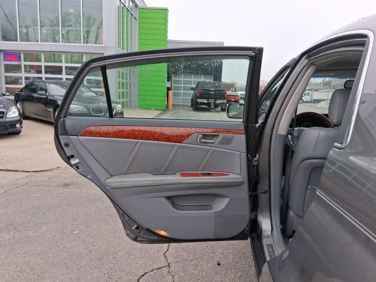 Used 2007 Toyota Avalon Limited image 16