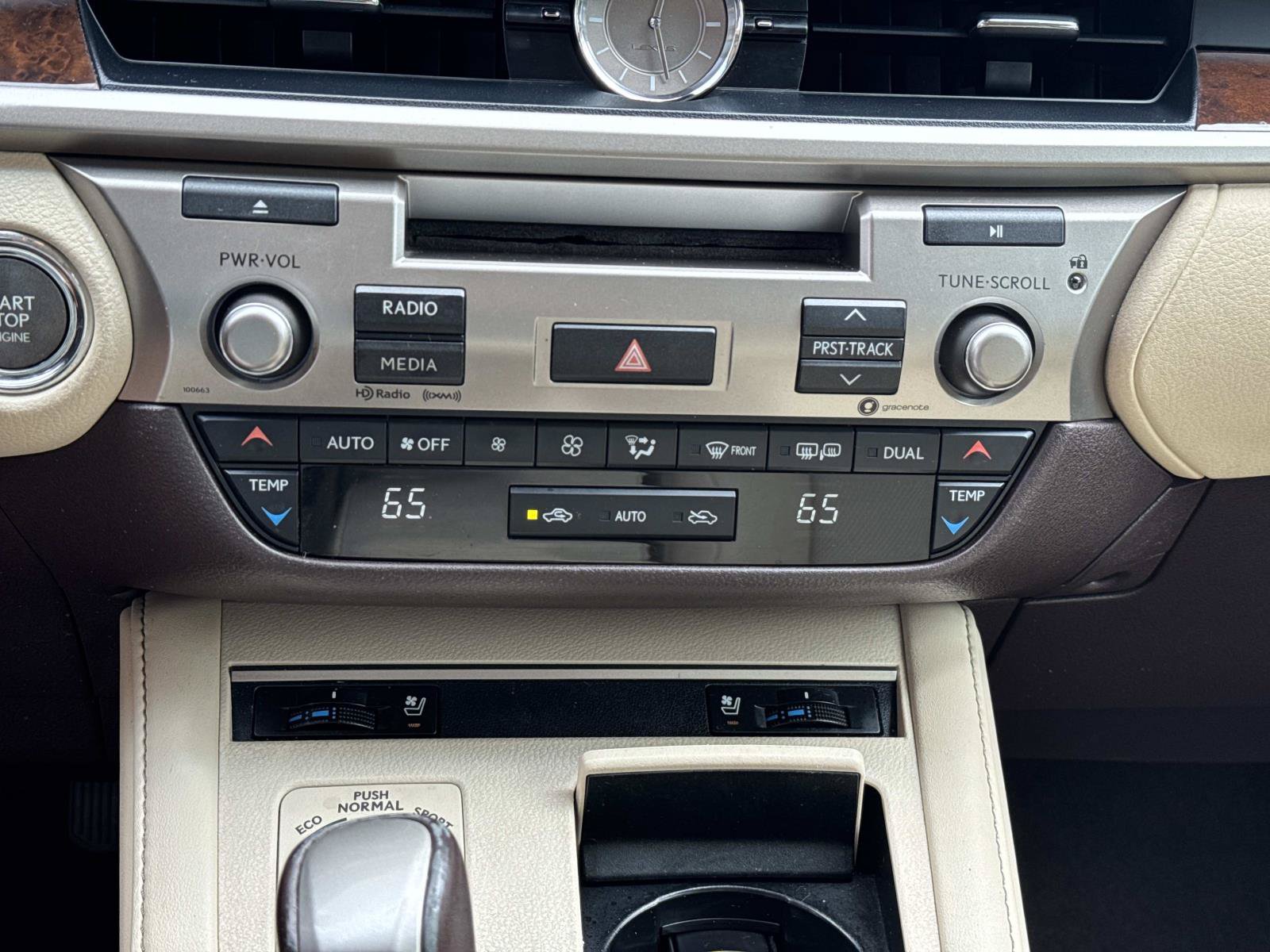 Used 2017 Lexus ES 350 w/ Premium Package FWD image 32