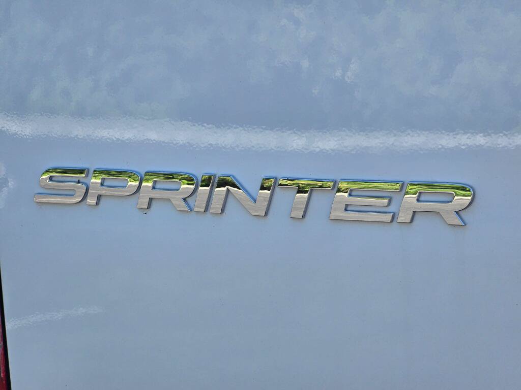 New 2025 Mercedes-Benz eSprinter 170 Cargo image 13