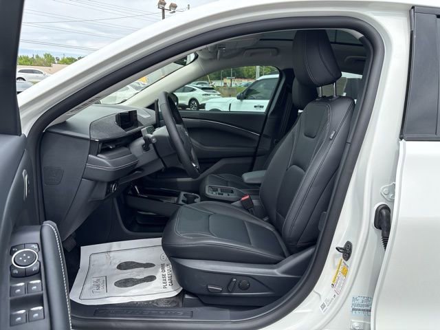 New 2026 Ford Mustang Mach-E Premium image 12