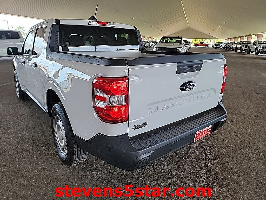 Used 2025 Ford Maverick XL w/ Equipment Group 102A AWD/4WD image 10