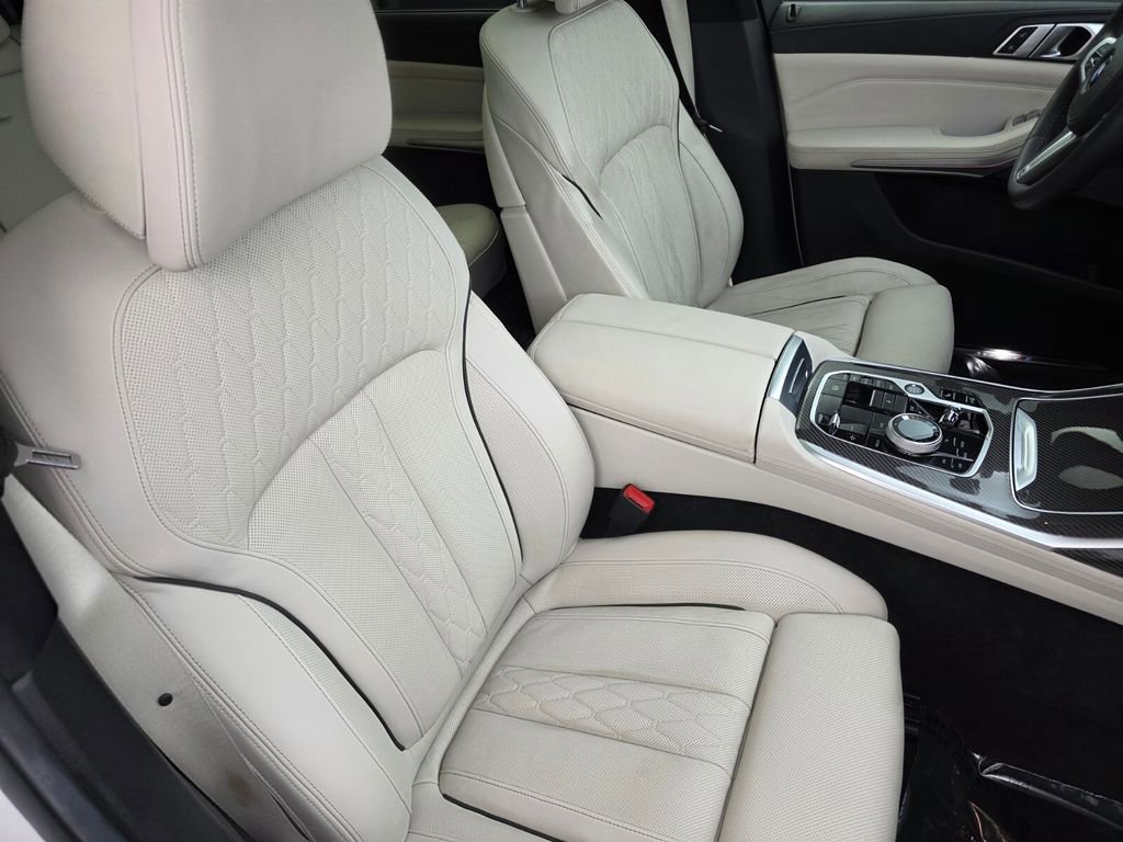 Used 2023 BMW X7 M60i w/ Executive Package AWD/4WD image 28