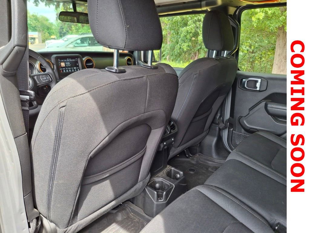 Used 2023 Jeep Gladiator Sport AWD/4WD image 9