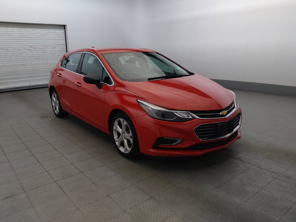 Used 2018 Chevrolet Cruze Premier FWD image 13