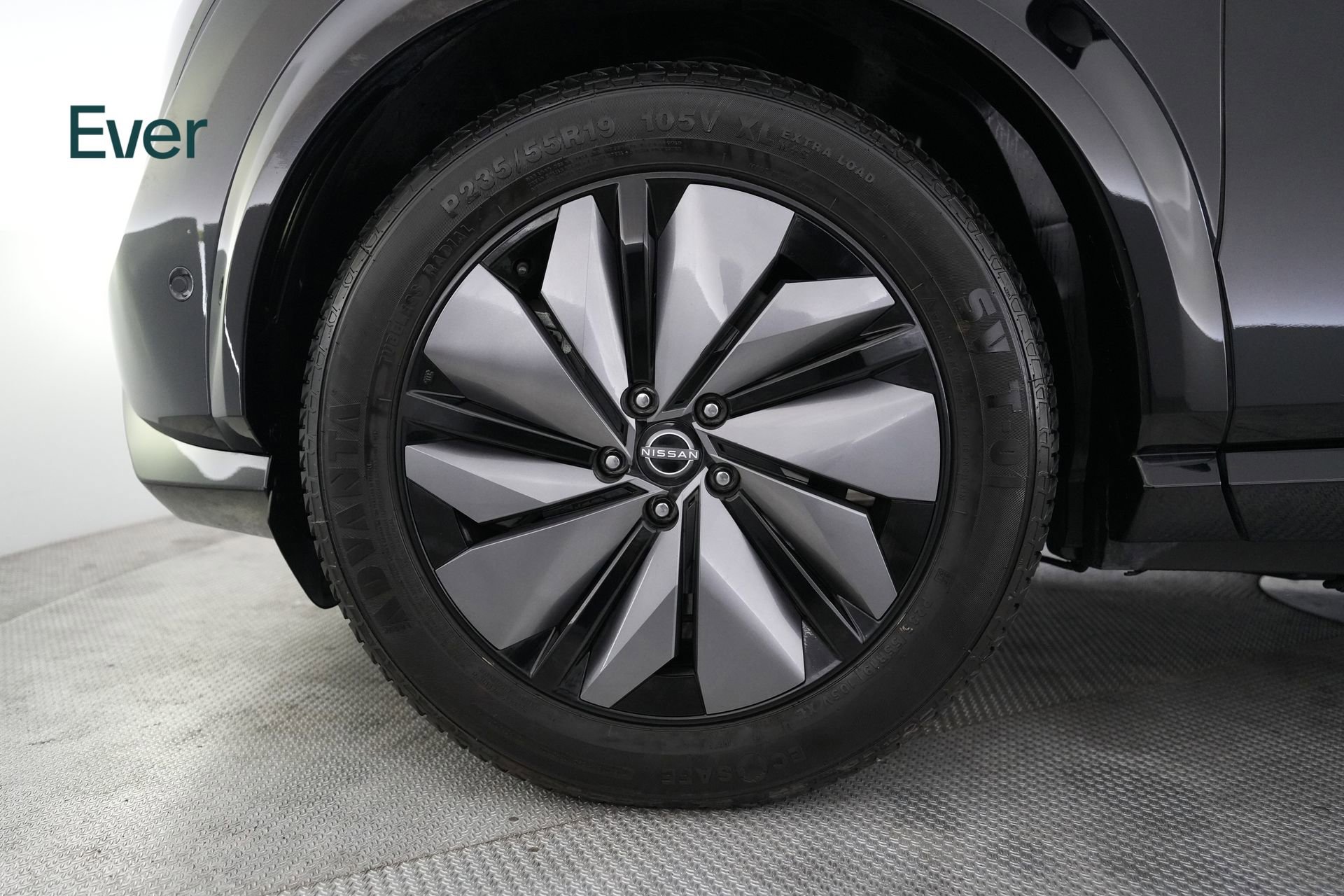 Used 2024 Nissan Ariya AWD image 19