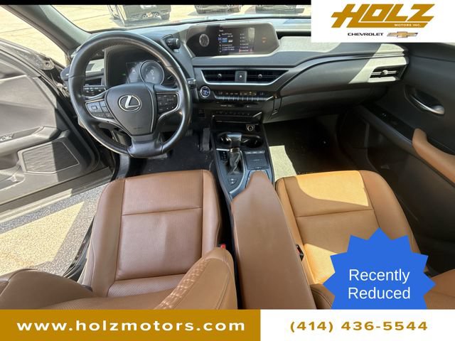 Used 2021 Lexus UX 250h w/ Premium Package AWD/4WD image 21