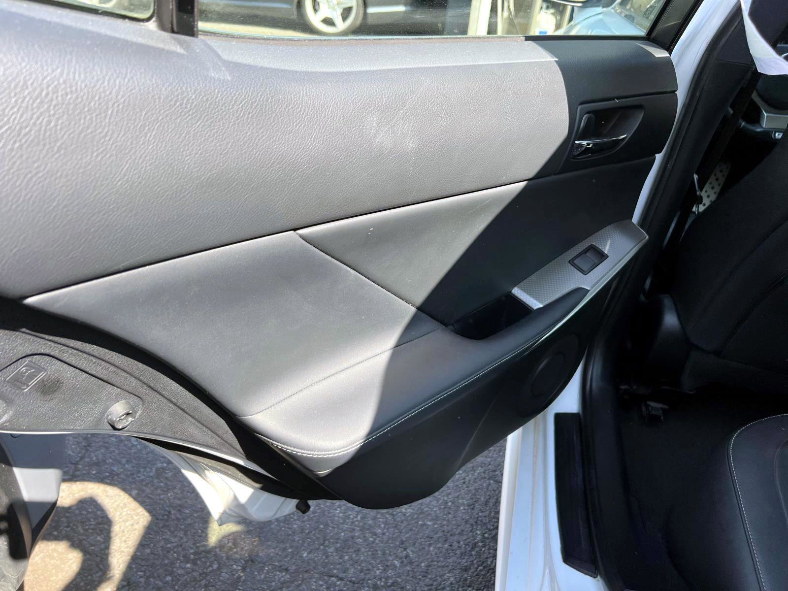 Used 2016 Lexus IS 300 AWD w/ F Sport Package image 11