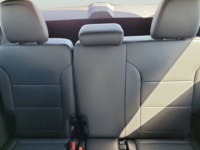 New 2026 Chevrolet Traverse LT image 12