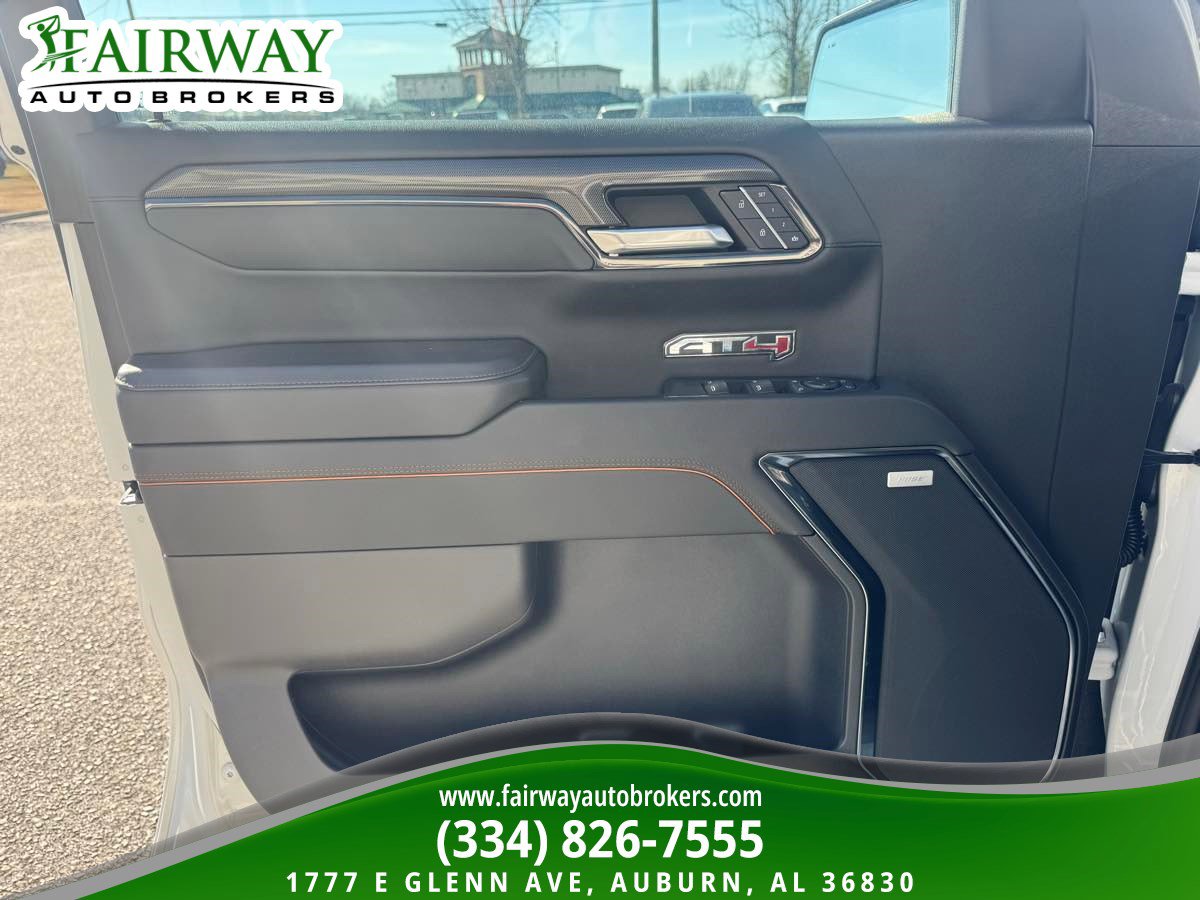 Used 2024 GMC Sierra 1500 AT4 w/ Technology Package image 27