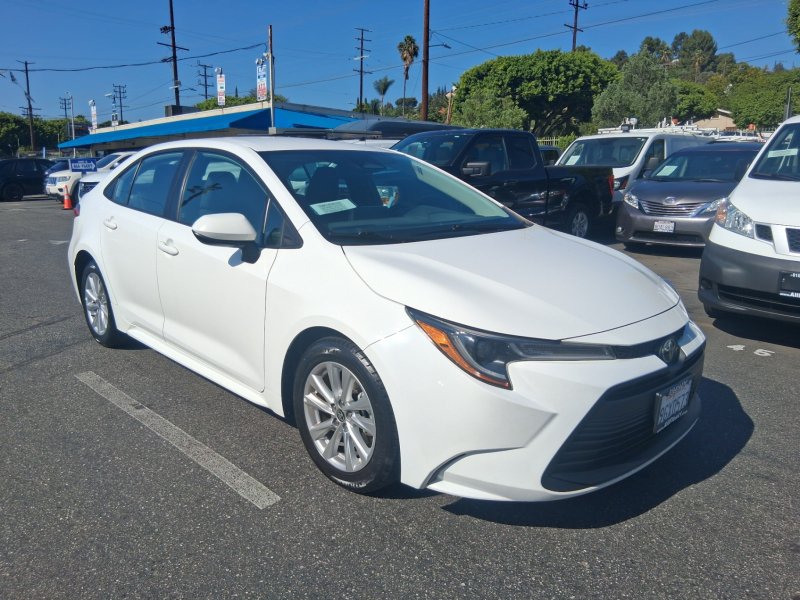 Used 2023 Toyota Corolla LE w/ LE Convenience Package