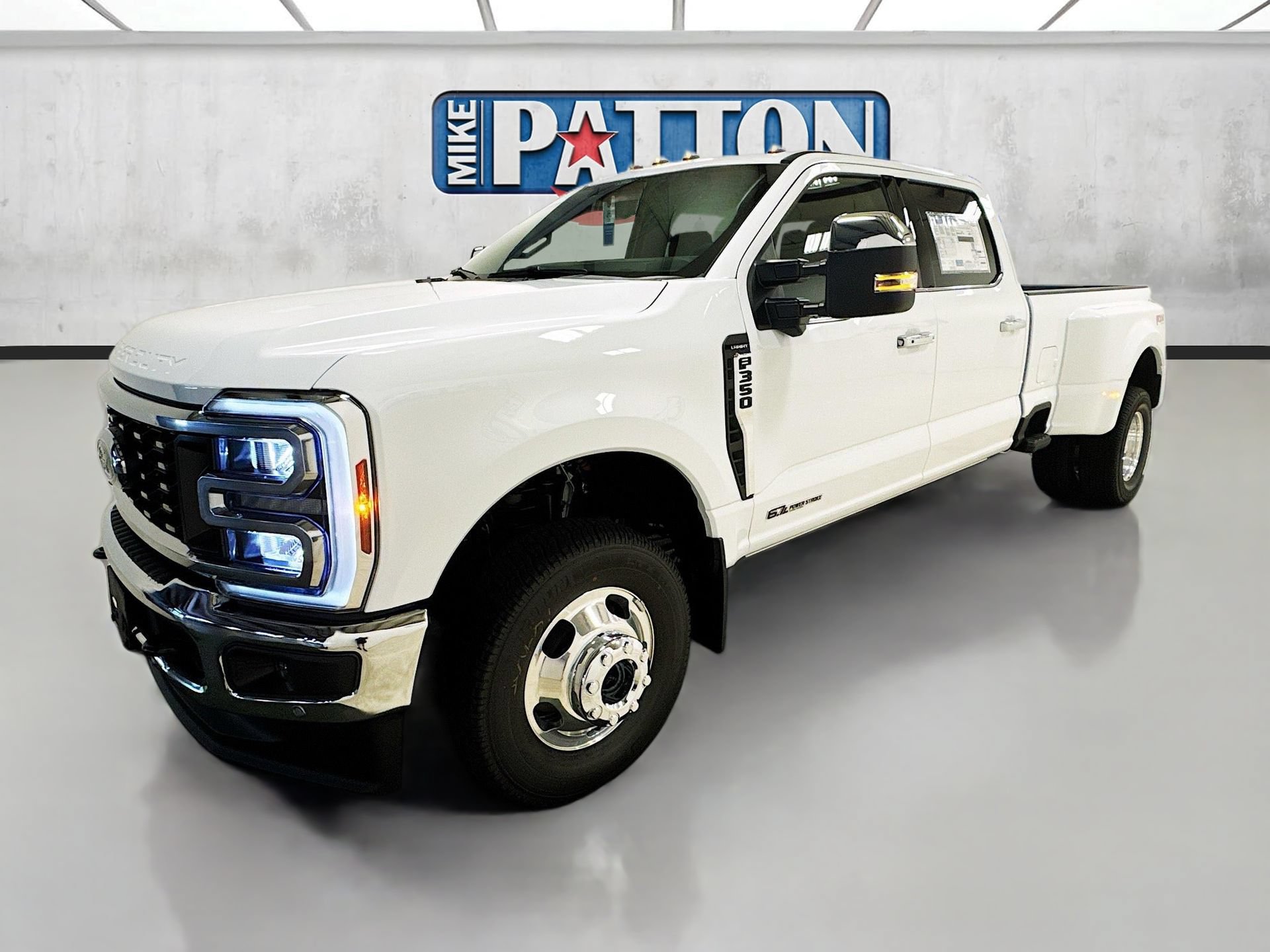 New 2026 Ford F350 Lariat w/ Lariat Ultimate Package AWD/4WD image 3