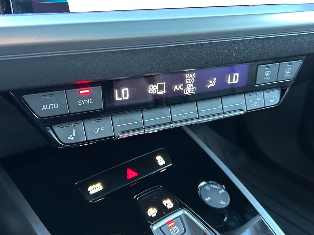 Used 2023 Audi Q4 e-tron Premium Plus w/ Premium Plus image 25