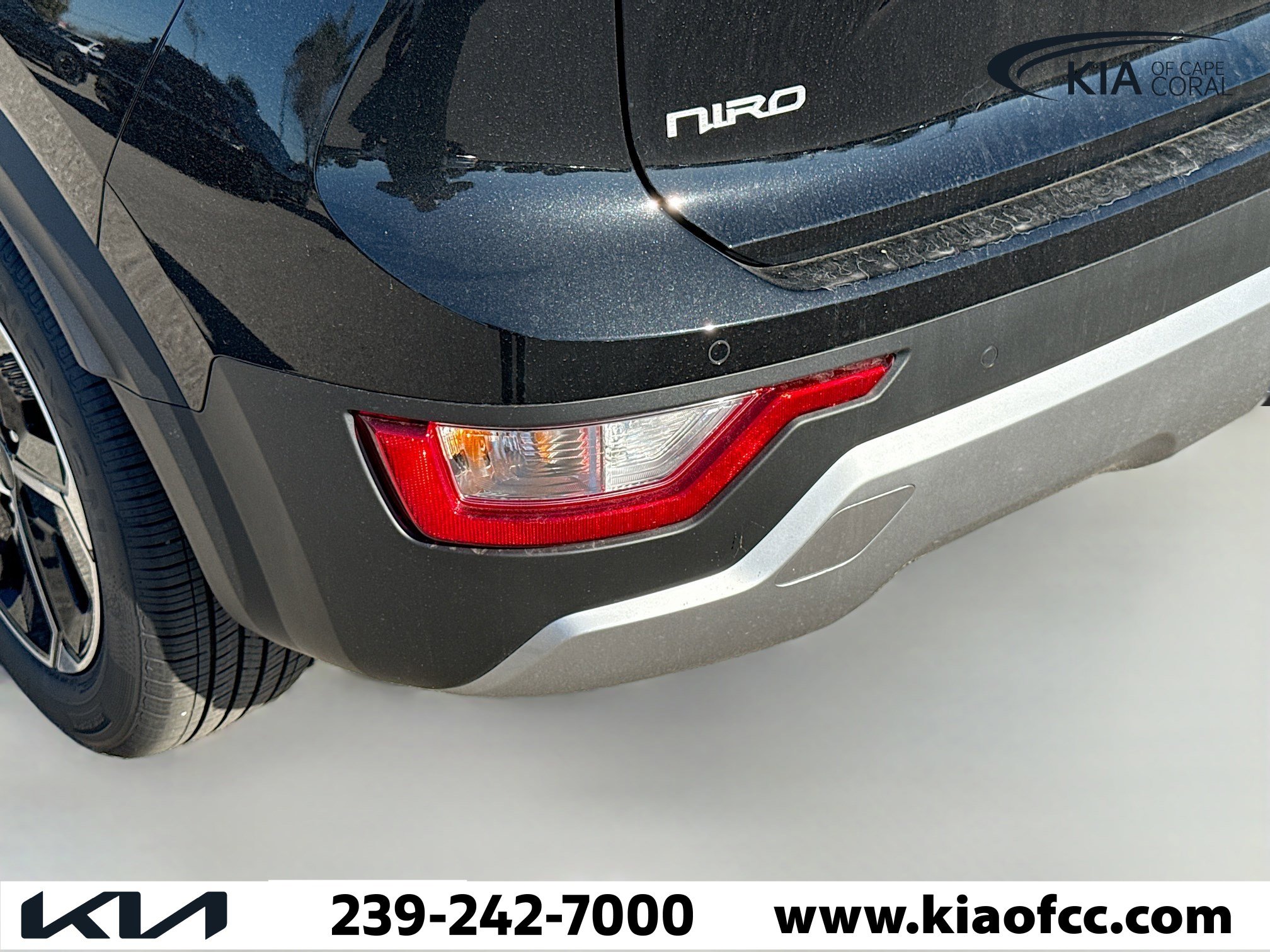New 2026 Kia Niro EX FWD image 9