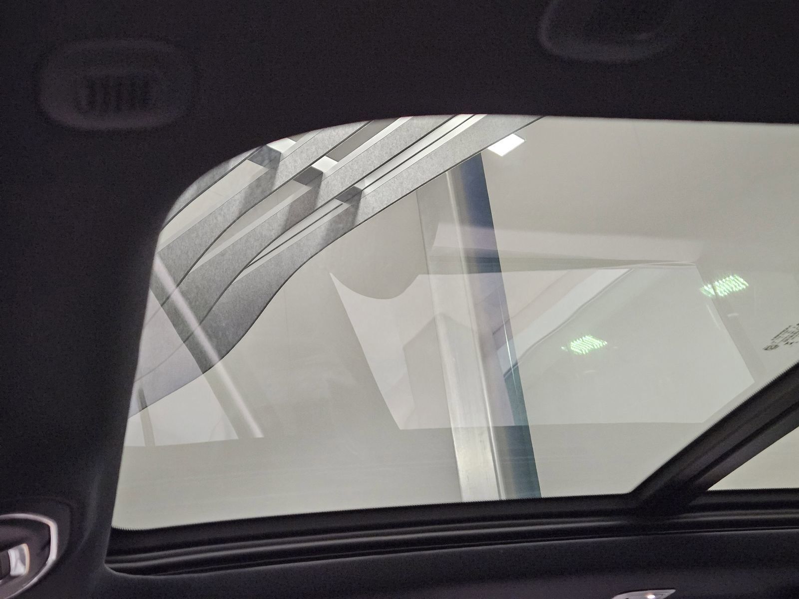 New 2026 Jeep Cherokee Overland image 26