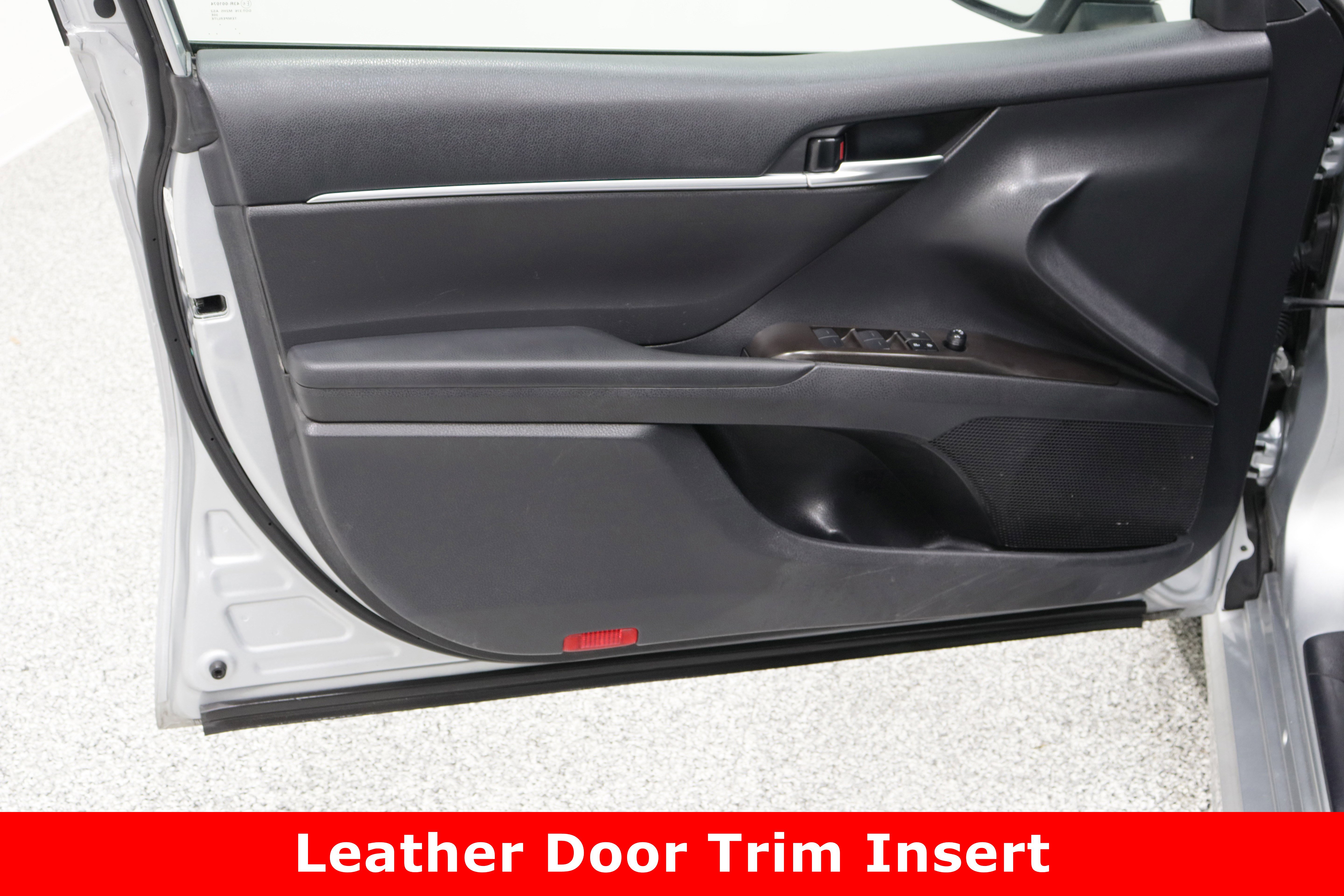 Used 2024 Toyota Camry SE image 12