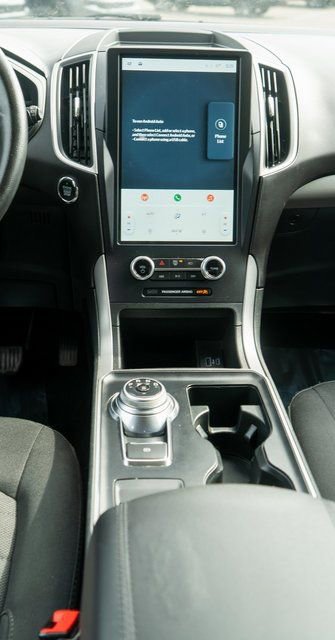 Used 2022 Ford Edge SE image 16