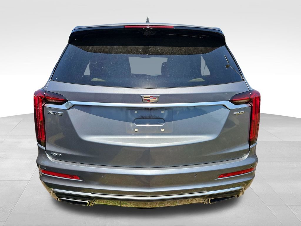 Used 2022 Cadillac XT6 Premium Luxury w/ Technology Package AWD/4WD image 4