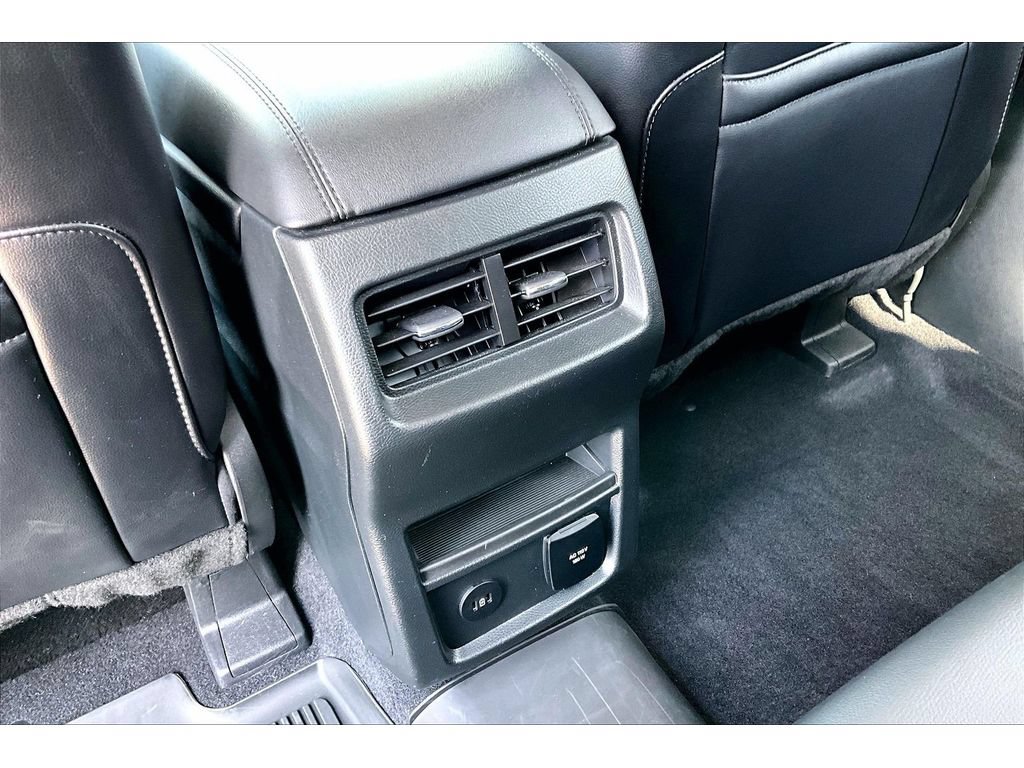 Used 2023 Ford Edge SEL w/ Convenience Package AWD/4WD image 13