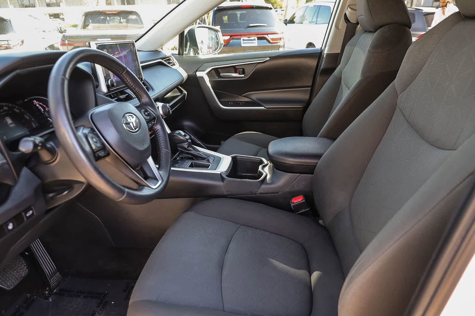 Used 2023 Toyota RAV4 XLE w/ Convenience Package FWD image 17