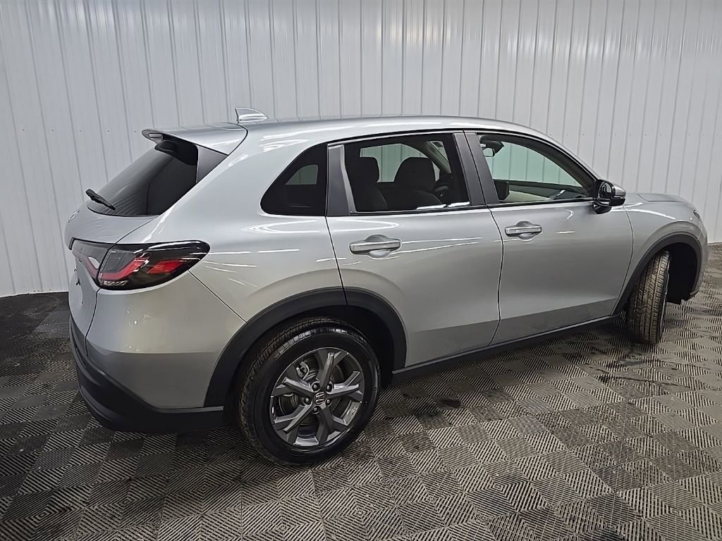 Certified 2026 Honda HR-V LX image 3
