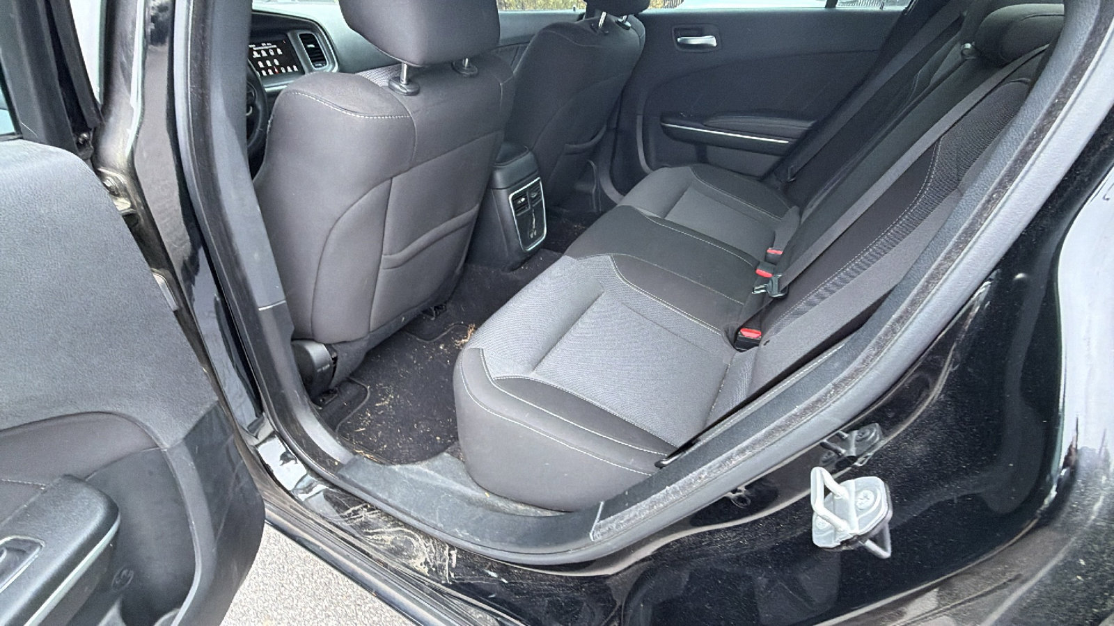 Used 2022 Dodge Charger SXT w/ Driver Convenience Group image 23