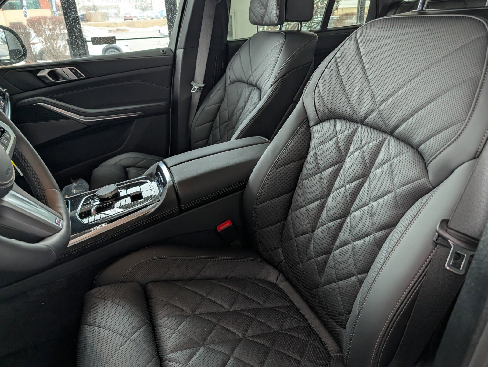 New 2026 BMW X5 xDrive40i w/ M Sport Package image 8