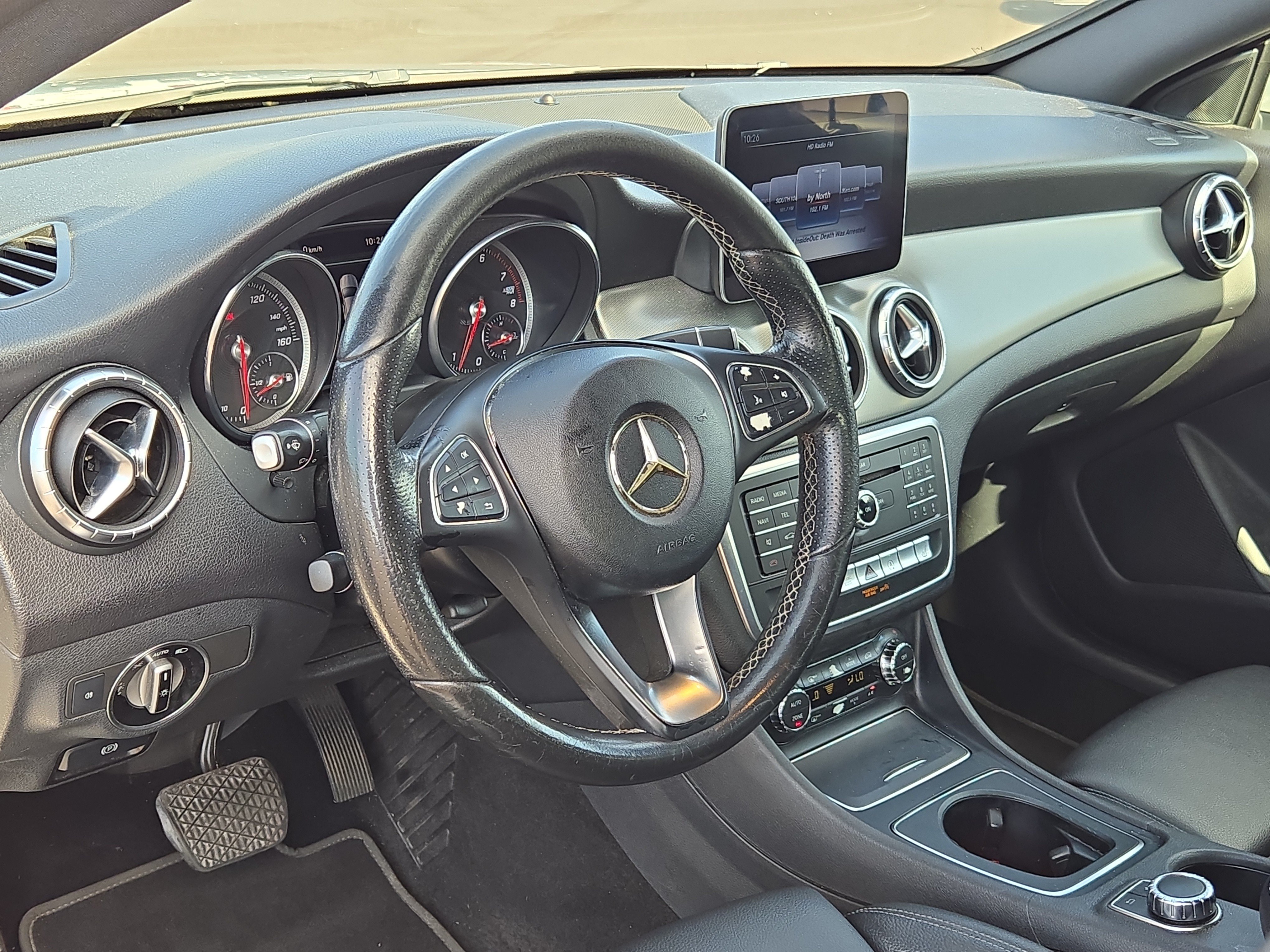Used 2018 Mercedes-Benz CLA 250 image 17
