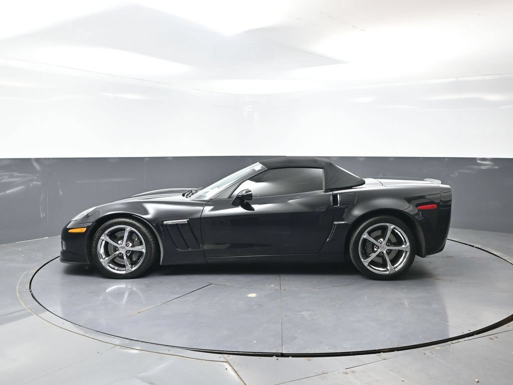 Used 2013 Chevrolet Corvette Grand Sport w/ 3LT Preferred Equipment Group RWD image 2