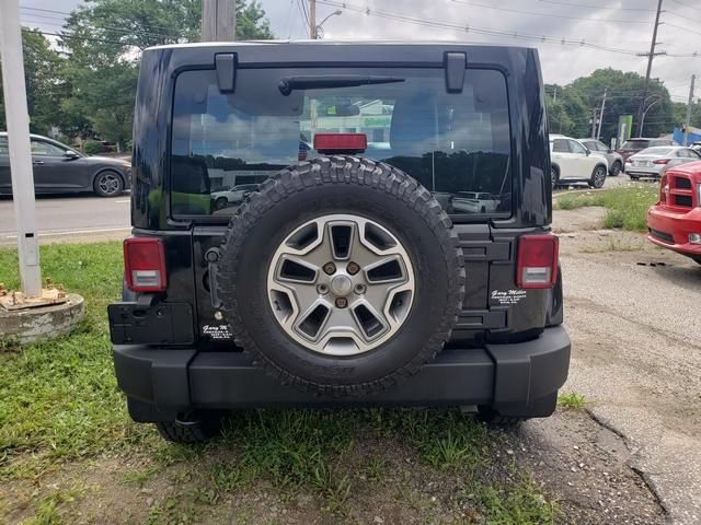 Used 2013 Jeep Wrangler Rubicon w/ PWR Convenience Group AWD/4WD image 4