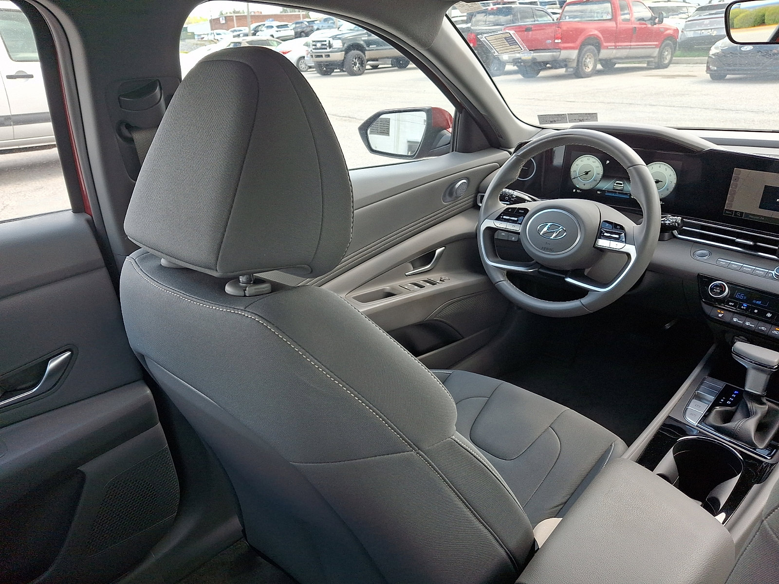 Certified 2023 Hyundai Elantra SEL w/ Convenience Package FWD image 14