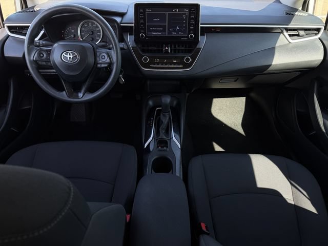 Used 2021 Toyota Corolla LE w/ Carpet Mat Package (TMS) FWD image 11