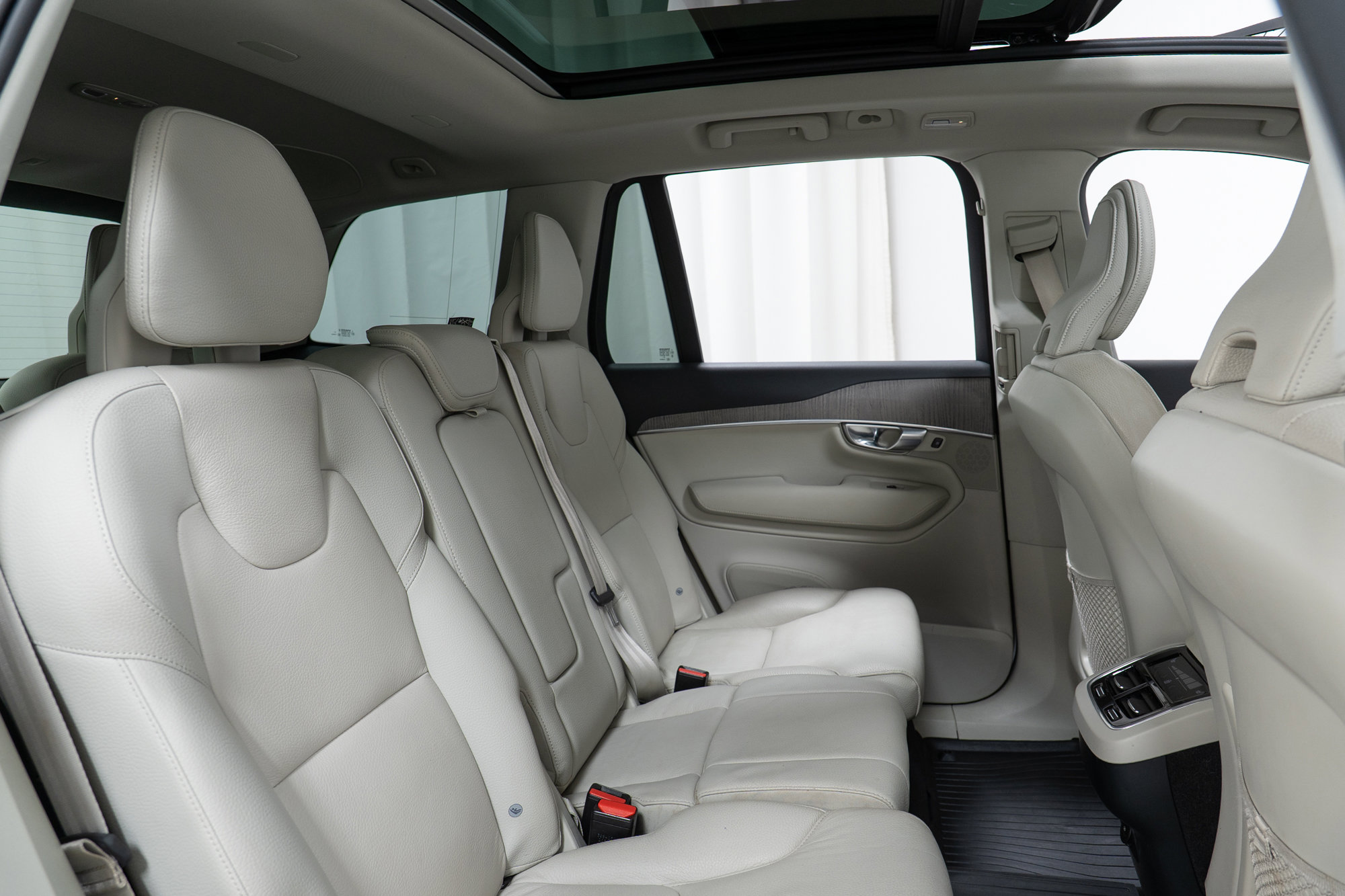 Certified 2023 Volvo XC90 B6 Plus w/ Protection Package Premier image 24